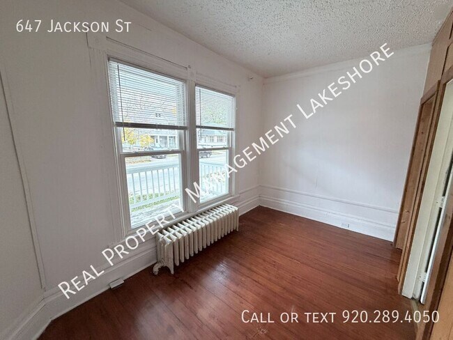 Foto del edificio - 647 Jackson St