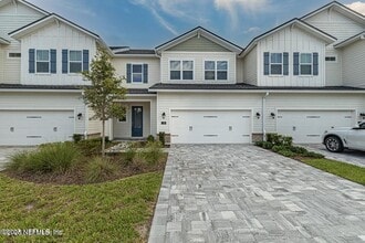 Building Photo - 118 Carousel Dr