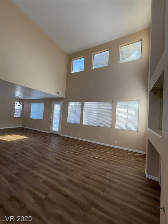 Foto del edificio - Beautiful property with excellent natural light