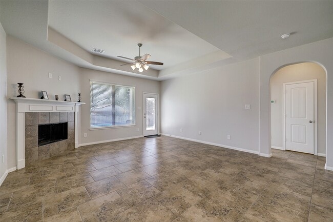 Building Photo - 314 Moonwalk St