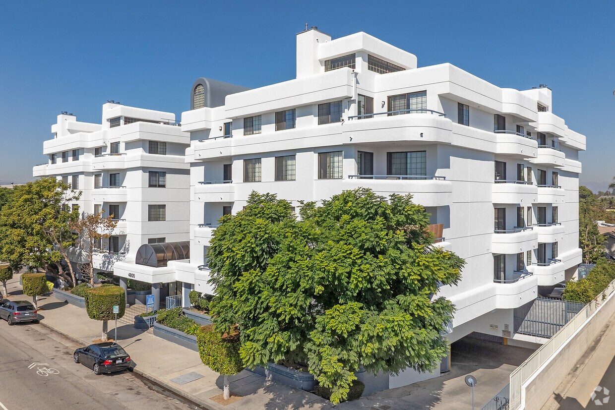 4800 Sepúlveda - 4800 Sepulveda Blvd.