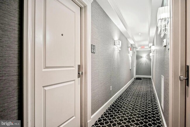 Foto del edificio - 3606 Rock Creek Church Rd NW