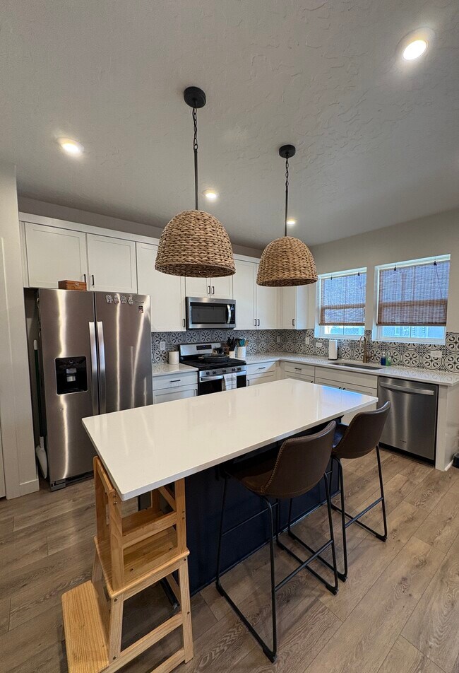 Foto del edificio - 9391 N Vernham Ln