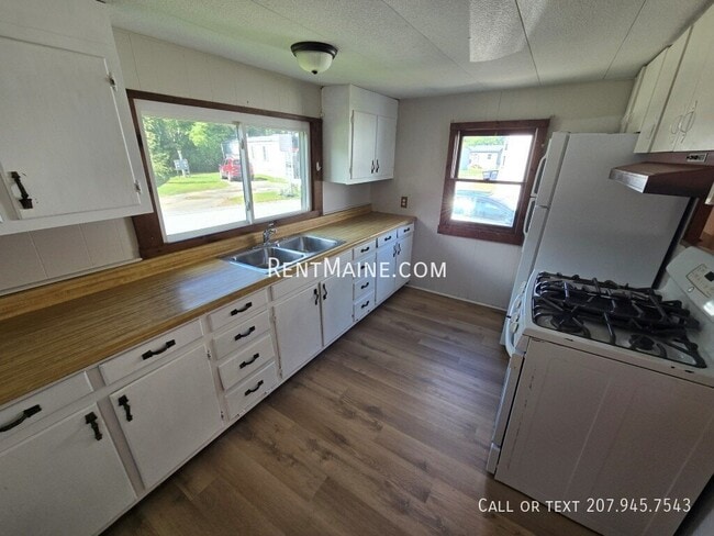 Building Photo - 44 Pheasant Hill Mobile Home Park