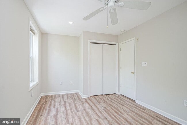 Building Photo - 758 S 15th St