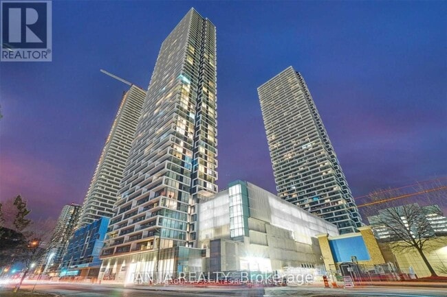 Building Photo - 898 Portage Pkwy