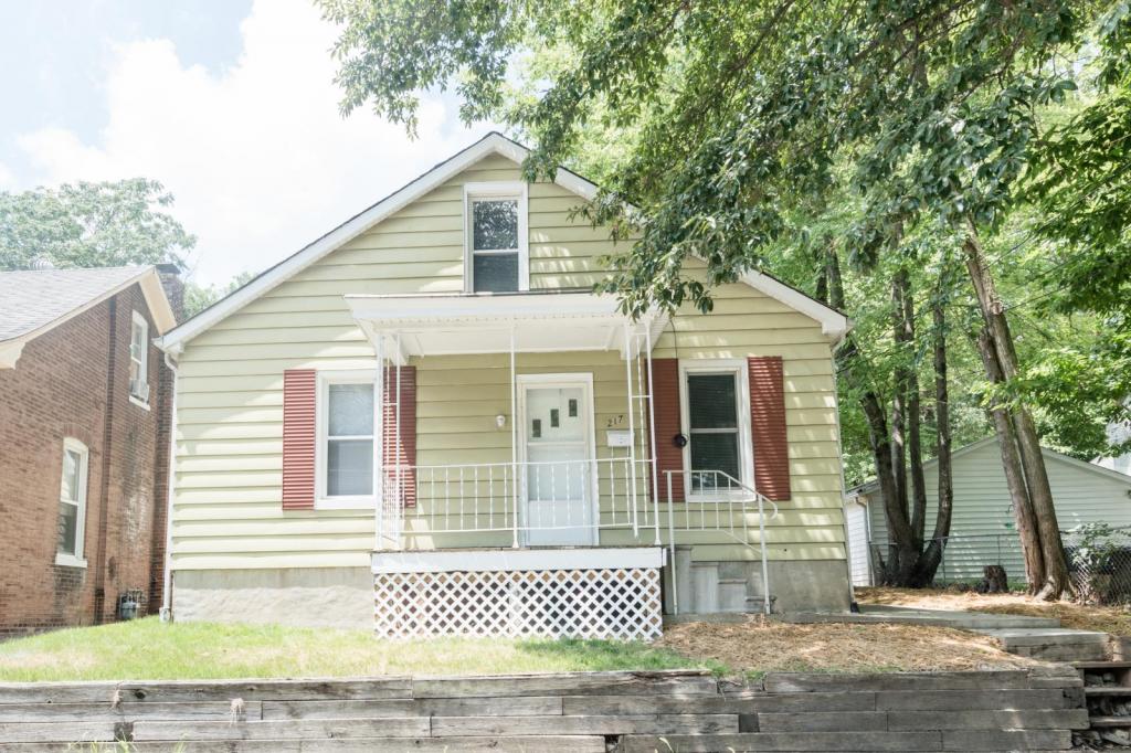 Primary Photo - 217 N 8th St