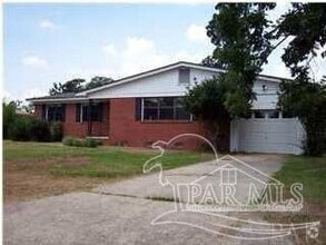 Building Photo - 1802 Peyton Dr