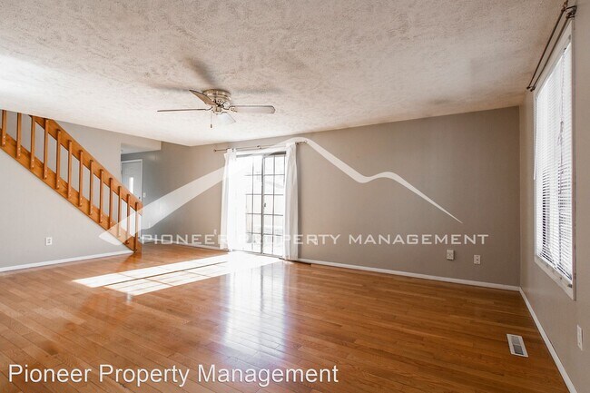 Foto del edificio - 2 br, 2.5 bath House - 9351 Gray St.