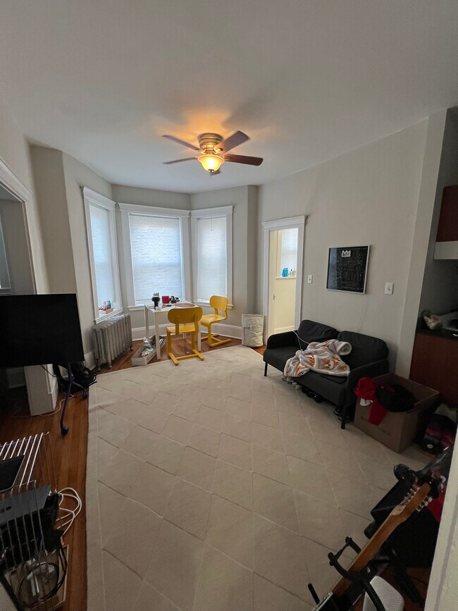 Foto del edificio - 38 Hemenway St