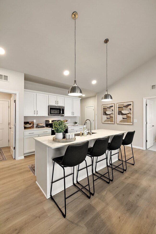 Foto del edificio - 3 Bedroom 3 Bath Townhome with First Floor...