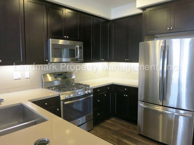Building Photo - 1588 McCandless Dr