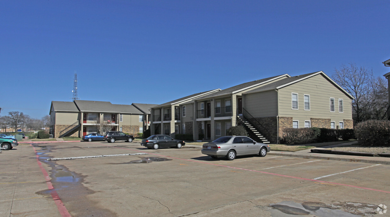 Veinte Oaks Apartaments - Twenty Oaks Apartments