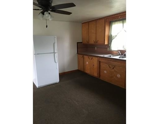 Building Photo - 156 Moorland St