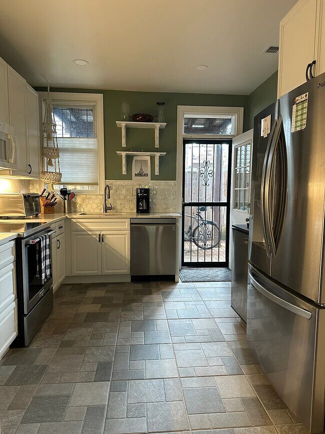 Foto del edificio - 31 16th St NE