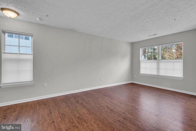 Foto del edificio - 10 Ironstone Ct