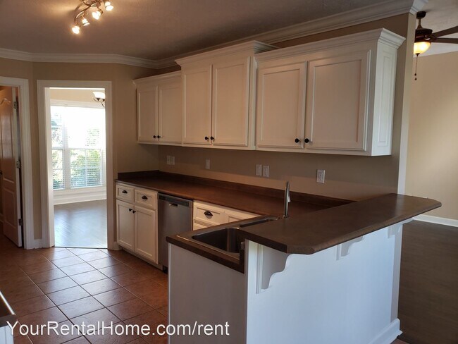Building Photo - 4 br, 2 bath House - 174 Stonecreek Lane