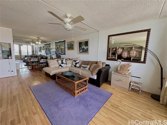 Building Photo - 2240 Kuhio Ave.