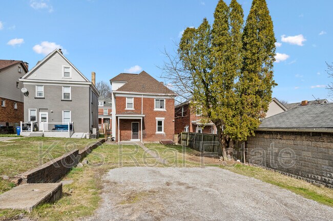 Foto del edificio - 1510 Berkshire Ave