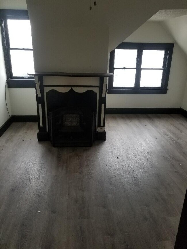 Foto del edificio - 510 N Main St
