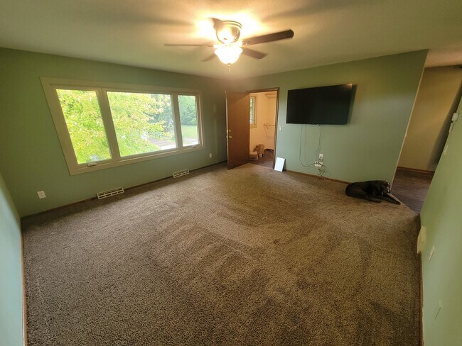 Foto del edificio - 3715 Buchanan St NE