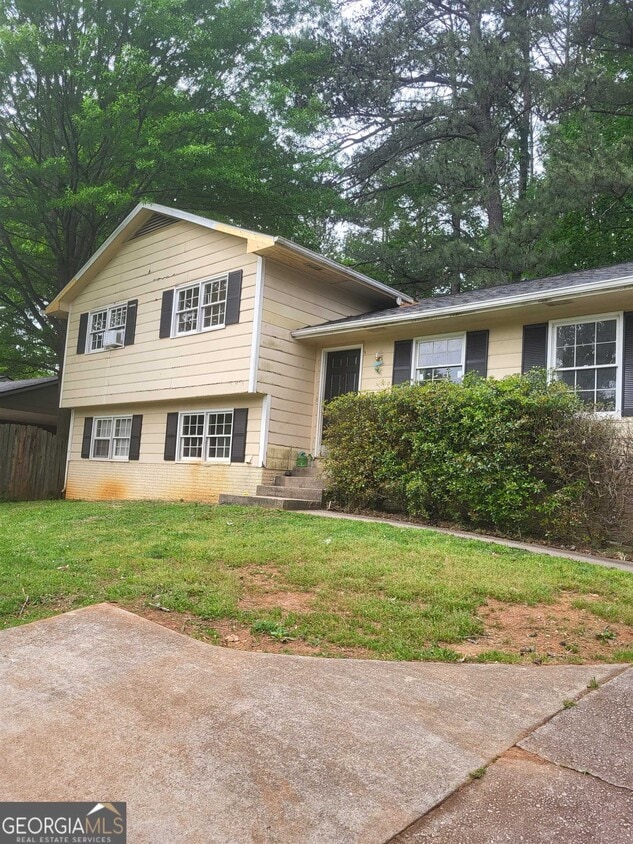 Primary Photo - 1293 Monfort Rd