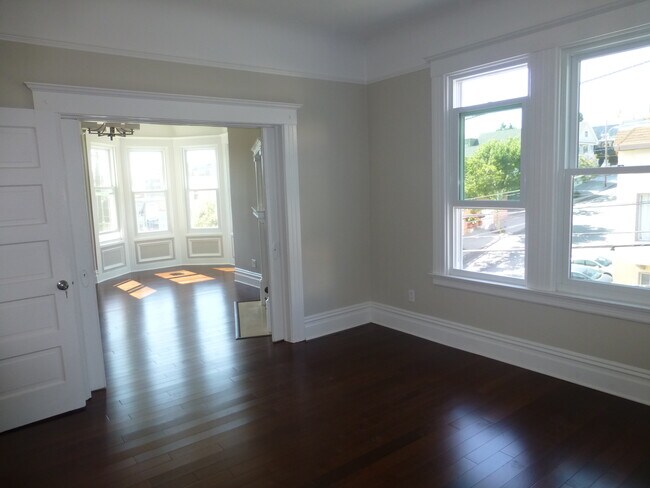Building Photo - 1205 Rhode Island St