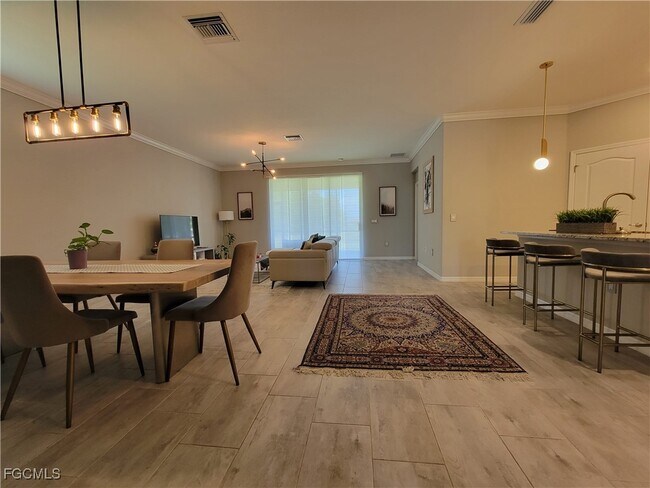 Building Photo - 11559 Shady Blossom Dr