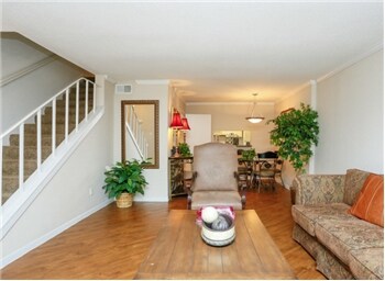 Building Photo - 2402 Hackett Dr