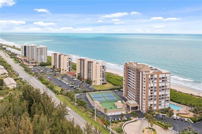 Building Photo - 4180 N Hwy A1A