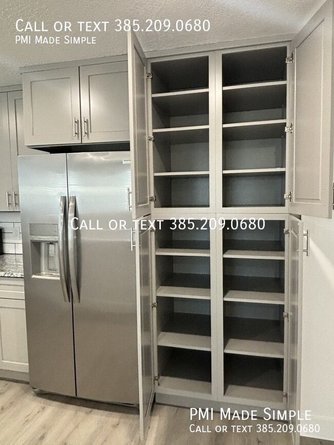 Building Photo - 258 1200 W
