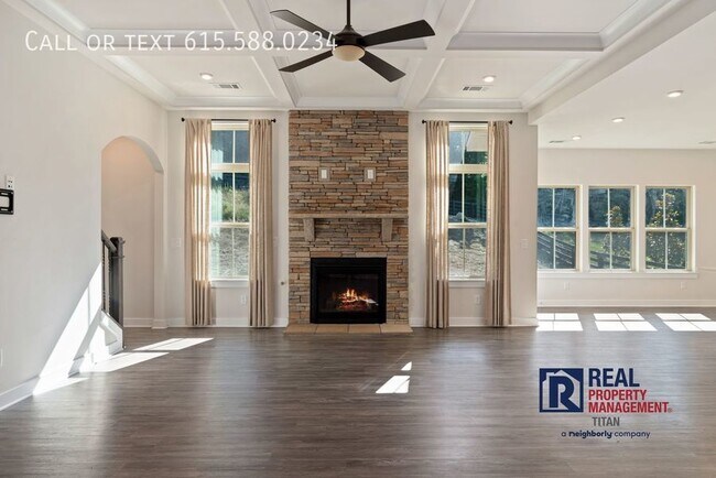 Foto del edificio - 4BR/3BA Experience Resort Style Living at ...