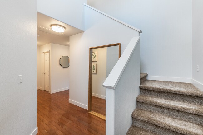 Foto del edificio - 715 140th St S