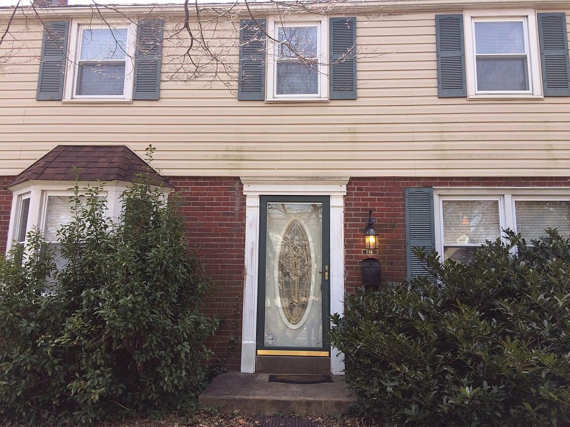 Front Exterior - 116 Earlington Rd