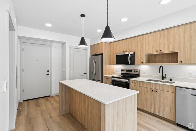 Studio - 409SF - Madrona