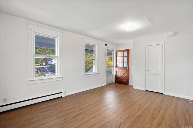 Building Photo - 223 Park Ave