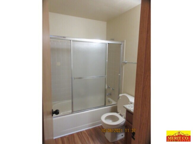 Building Photo - 6250 Village Ln