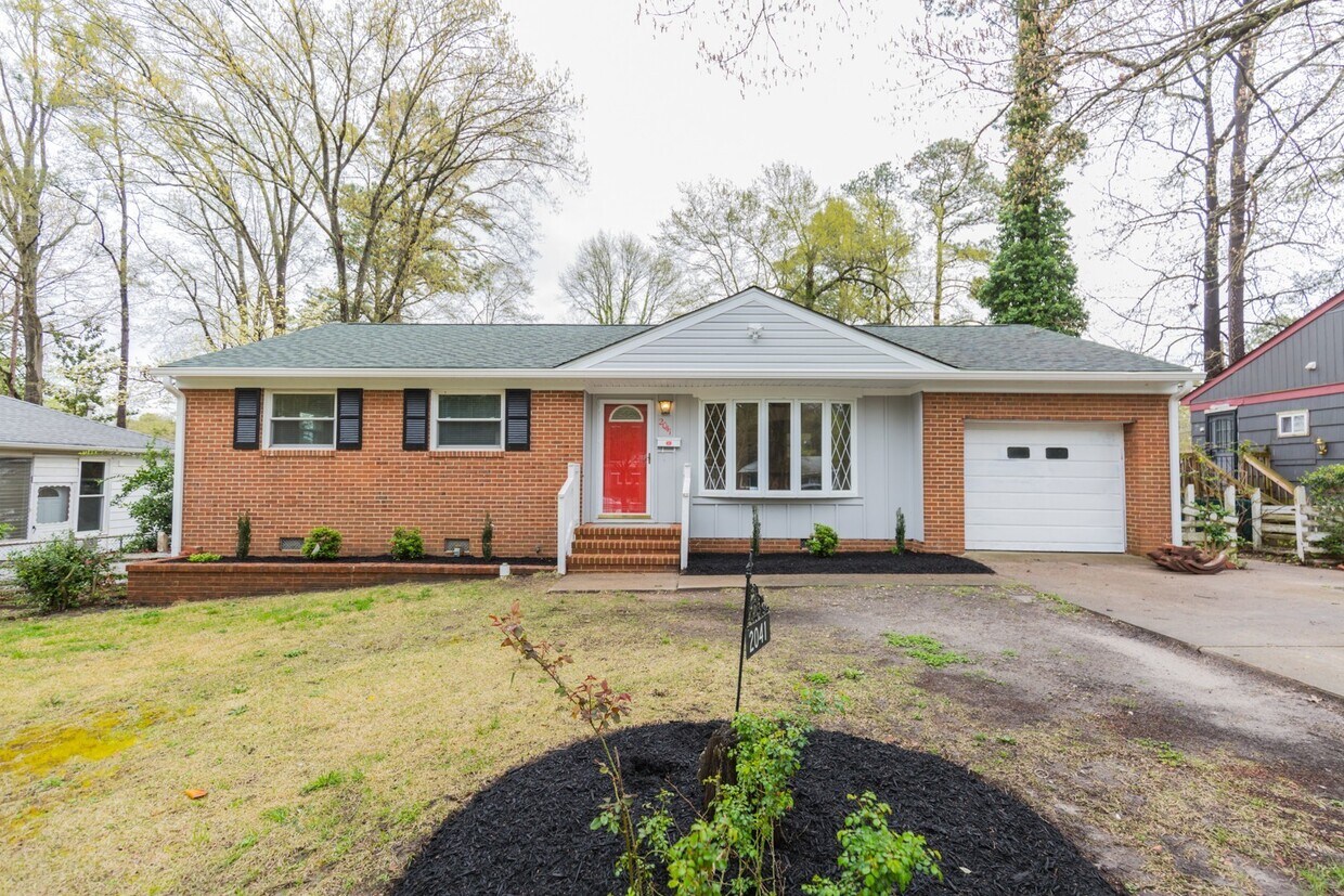 Foto principal - Beautifully renovated home in Petersburg