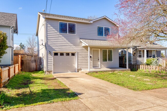 Photo - 5649 SE 83rd Ave House