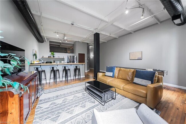 Foto del edificio - 1133 W 9th St