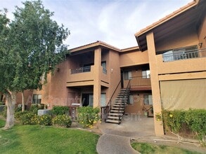 Building Photo - 78650 Ave 42