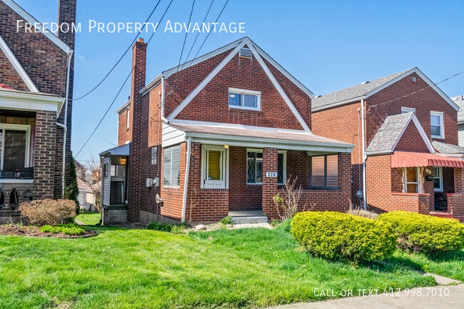 Building Photo - 228 W. Marigold St. - Munhall