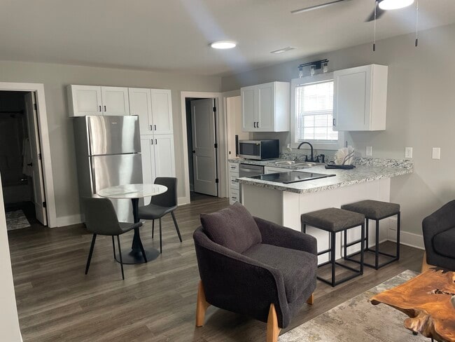 Building Photo - Timber East Apartments