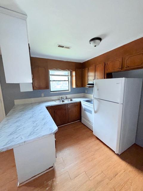 Foto del edificio - 1502 Oakshire Ct