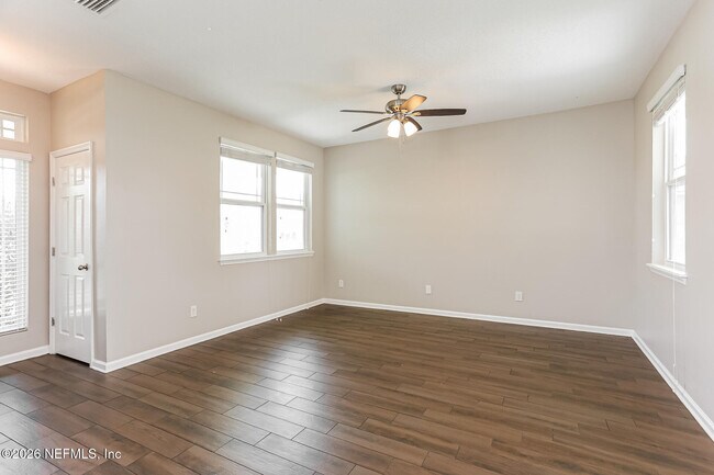 Building Photo - 338 Vineyard Ln