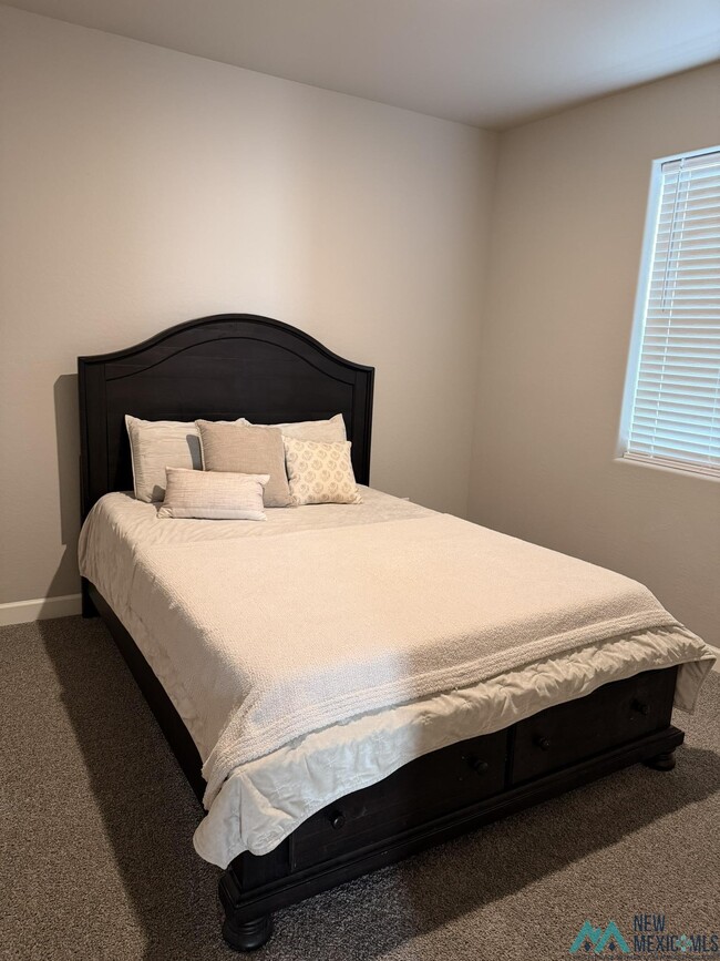 Foto del edificio - 2902 Browning Ave