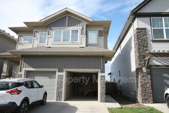 Building Photo - 3938 Claxton Loop SW