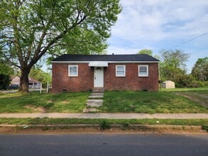 Building Photo - 1602 E 23rd St