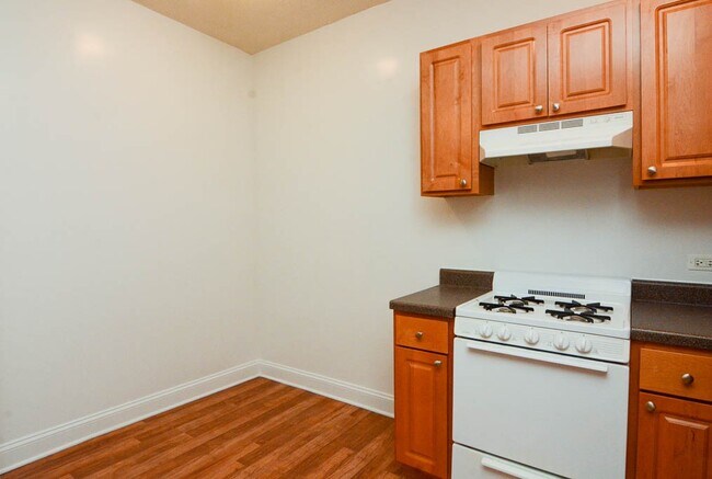 Foto del edificio - 1742 N Humboldt Blvd