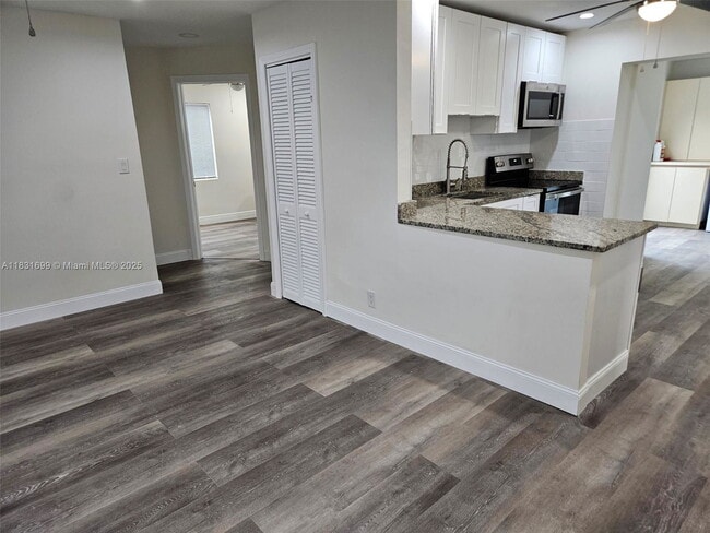 Foto del edificio - 2551 NE 7th Terrace
